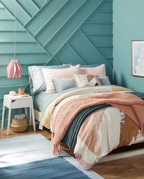 Teal And Pink Bedroom, Blue And Pink Bedroom, Modern Bedroom Colors, White Wall Bedroom, Country Style Interiors, Teal Bedroom, Board And Batten Wall, Bedroom Accent, Pink Bedrooms