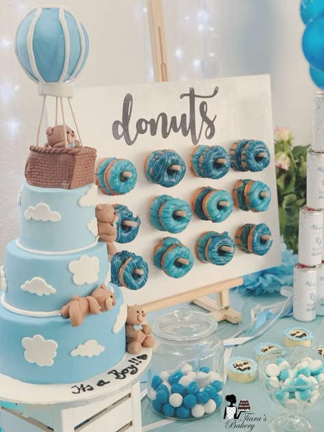 Blue Baby Shower Decorations, Fondant Elephant, Baby Boy Sprinkle, Blue Donuts, Bear Baby Shower Theme, Idee Babyshower, Sprinkle Baby Shower, Sugar Sprinkles, Baby Shower Decorations For Boys