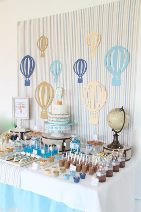 Hot Air Ballon Party, Vintage Baby Shower Boy, Hot Air Balloon Cake, Second Birthday Party, Hot Air Balloon Party, Baby Shower Vintage, Cake And Cupcakes, Vintage Hot Air Balloon, Balloon Birthday