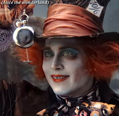 Mad Hatter Icon, Tim Burton Mad Hatter, Tarrant Hightopp, Johnny Depp Mad Hatter, John Depp, Mad Hatter Costume, Alice In Wonderland Aesthetic, Tim Burton Films, Tim Burton Movie