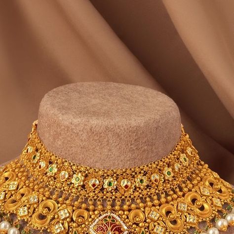 Manubhai Jewellers, Polki Choker, Types Of Jewellery, Bridal Jewels, Heritage Jewellery, Jewel Wedding, Jewellery Bridal, Jewellery Wedding, Polki Jewellery