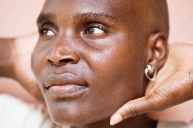 BALD BY CHOICE: 4 REASONS WOMEN ARE MAKING THE CUT Losing Hair Women, Bad Wigs, Regrow Hair Naturally, Female Pattern Baldness, Dramatic Hair, Pattern Baldness, Regrow Hair, Lost Hair, Hair Thickening