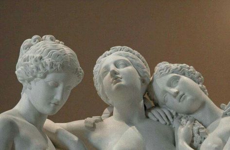 3 Graces, Wallpaper Macbook, Greek Statues, Three Graces, Marble Statues, Macbook Wallpaper, Classical Art, Laptop Wallpaper, Land Art