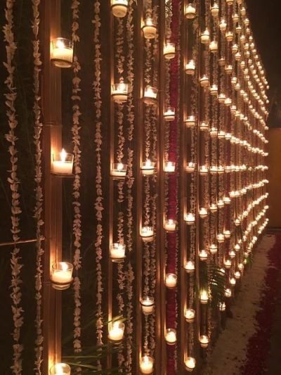 15+ Incredible Entry Walkways Into Your Wedding! Chaturthi Decoration, Hindu Wedding Decorations, Ganpati Decor, Ganesh Chaturthi Decoration, Wedding Hall Decorations, Wedding Entrance Decor, Marriage Decoration, Mandap Decor, Desi Wedding Decor