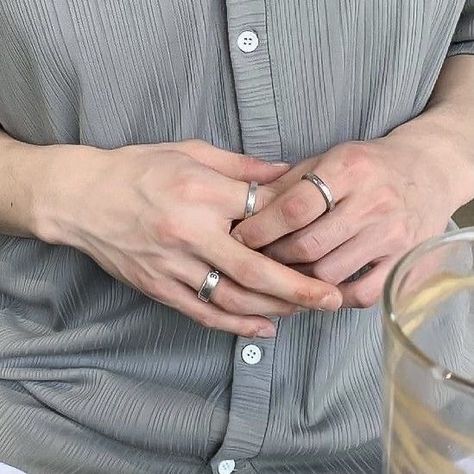 Hand With Rings Reference, Men Rings Aesthetic, Hands Men, Men Hands, Hands With Rings, Veiny Hands, Matthias Helvar, Hand Veins, Man Hands