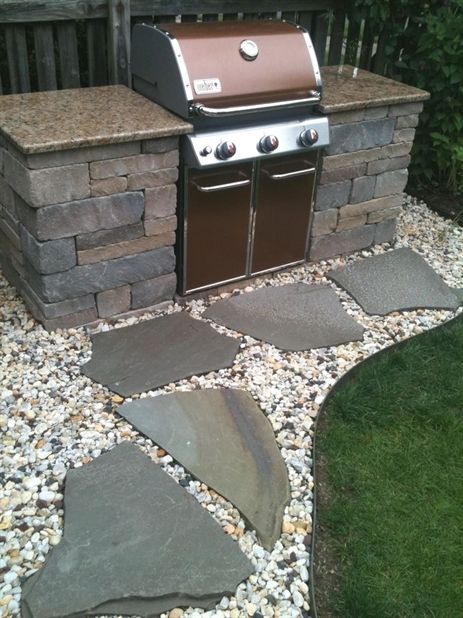 Backyard Grill Ideas, Outdoor Grill Area, Grill Ideas, Gathering Ideas, Outdoor Grill Station, Outdoor Bbq Grill, Patio Grill, Outdoor Kitchen Countertops, Outdoor Kitchen Decor