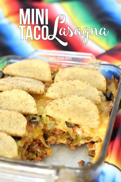 Mini Taco Lasagna - easy Mexican dinner recipe idea Lasagna Taco, Taco Lasagne, Taco Lasagna Recipe, Lasagna Easy, Mexican Dinners, Mini Taco, Taco Lasagna, Smart School House, Taco Pie