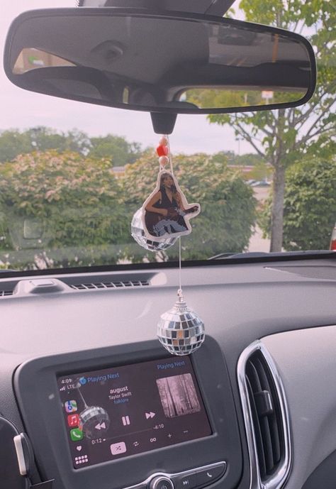 Swiftie Car Decor, Taylor Swift Car Ideas, Taylor Swift Car Stickers, Taylor Swift Car Accessories, Taylor Swift Car Decor, Taylor Swift Car, Swift Car, Preppy Car Accessories, Swiftie Aesthetic