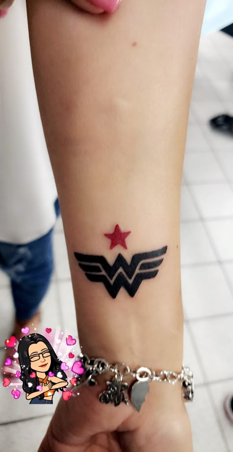 Super Woman Tattoo, Wonder Woman Symbol Tattoo, Small Wonder Woman Tattoo, Wonder Woman Logo Tattoo, Wonder Woman Tattoos, Dc Tattoo Ideas, Wonder Woman Tattoo, Cover Up Tattoos For Women, Best Cover Up Tattoos