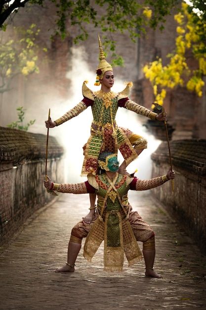 Photo khon is a classical thai dance in ... | Premium Photo #Freepik #photo #antique #history #religion #art Thai Dance, Psd Icon, Iconic Photos, The Battle, Vector Photo, A Mask, Premium Photo, Literature, Vector Images