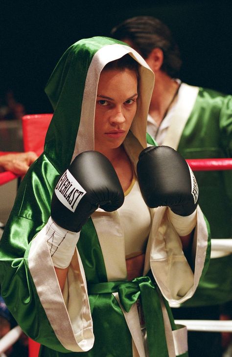 Athlete Costume, Boxing Outfit For Women, Jay Baruchel, Sports Costume Ideas, Sports Halloween, Million Dollar Baby, Baby Movie, Sports Costume, Clever Halloween Costumes