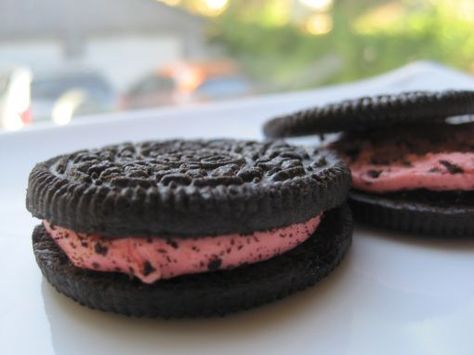 Strawberry oreo  www.stiletosmagazine.com Oreo, Good Food, Like Button, Saying Goodbye