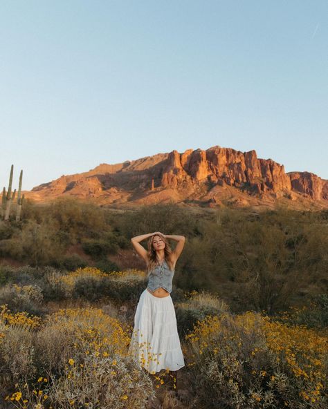 Senior Photos In The Desert, Senior Pictures Desert, Desert Pose Ideas, Photo Poses With Dress, Desert Senior Photos, Arizona Desert Photoshoot, Joshua Tree Photoshoot Women, Arizona Photoshoot Ideas, Senior Picture Ideas Desert