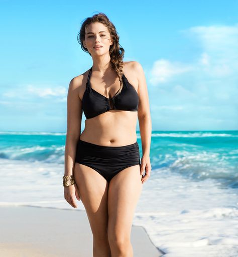 H & M's New "Plus-Size" Swimwear Model Jennie Runk. She looks great in these swimsuits! It is nice to see clothes you are considering buying pictured on an average sized person Size 12 Model, Swimwear Model, Normal Body, Steven Meisel, Plus Size Models, Family Kids, Plus Size Swimwear, Body Image, Beautiful Woman