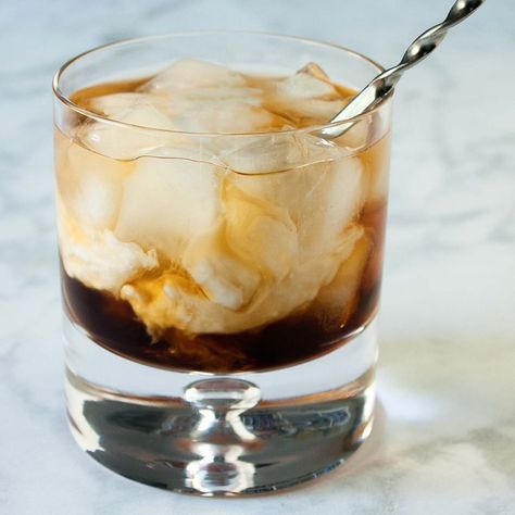 White Russian Recipe, Kahlua Drinks, Cocktails Made With Vodka, Vegan Chocolate Frosting, White Russian Recipes, White Russian Cocktail, Coconut Milk Coffee, Coffee Liqueur, White Russian