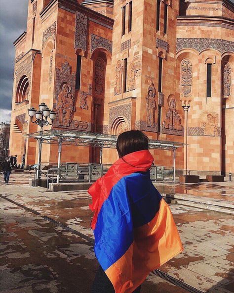 Armenian girl with The flag 🇦🇲 Armenia Aesthetic, Armenian Clothing, Armenian Aesthetic, Armenia Flag, Armenian Flag, Lps Popular, Trippy Iphone Wallpaper, Armenian Culture, Yerevan Armenia