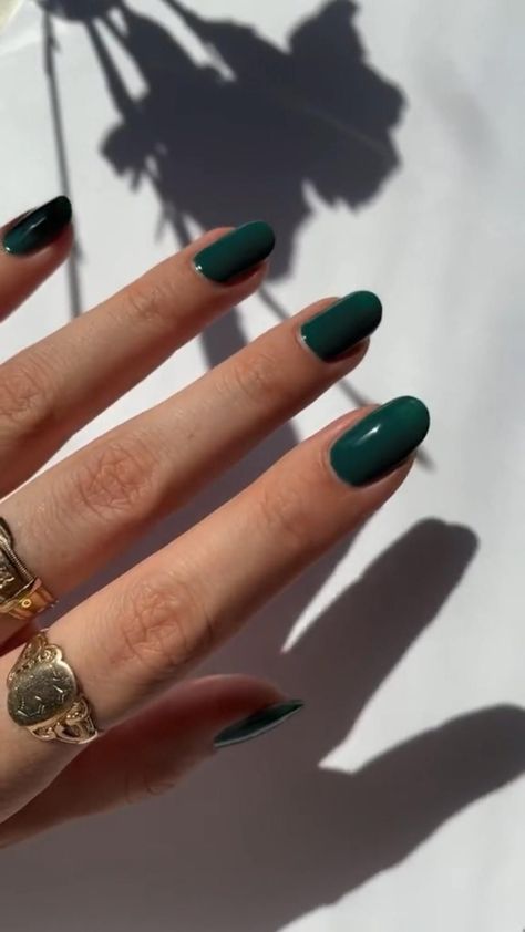 Nail Designs Long Nails, Jewel Tone Nails, March Nail Colors, Nail Art On Short Nails, Art Ideas Acrylic, Acrylic Nails Green, Short Nails Gel, Nail Art Gel Nails, Gel Nails Nail Art