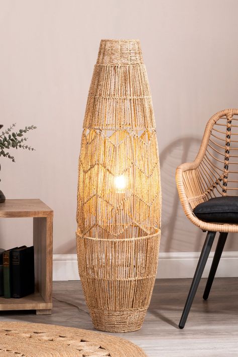 Rattan Lamp In Bathroom, Basket Floor Lamp, Boho Standing Lamp, Diy Boho Light Shade, Boho Floor Lamp Living Room, Natural Materials Interior Design, Boho Lamps Bohemian Decor, Boho Lamp Shades, Bohemian Lights