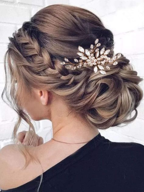 Vine Hair Accessories, Neat Wedding Hair, Bridal Hair Braided Updo, Bridal Hair Gold Accessories, Bridal Updo With Headpiece And Veil, Bridal Hair Half Up With Hair Piece, Womens Wedding Hairstyles, Wedding Hair Dues, Rustic Updo Bridal Hairstyles