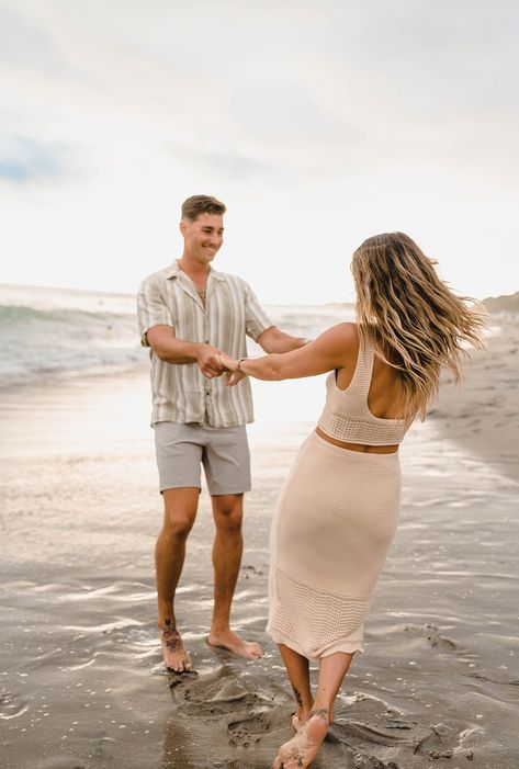 Cass + Brendan | San Onofre Beach Couples Shoot - Hannah Smith Photography | Southern California natural light, wedding and lifestyle portrait photographer Engagement Beach Photos Outfit, Engagement Shoot On Beach, Couple Photo Shoot Beach, Couples Pictures On The Beach, Beach Photo Shoot Couples, Couple Poses At The Beach, Beach Session Photography, Couple Outside Photoshoot, Photo Poses For Couples Beach Pics