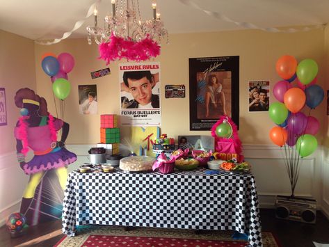 80s party 1980s Party Decorations, Arcade Theme, 90s Party Ideas, Arcade Party, 80's Costume, 80s Arcade, Decades Party, 80s Birthday, 80s Party Decorations