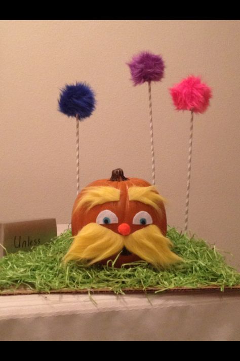 Lorax pumpkin Lorax Pumpkin, Pumpkin Carving Template, Book Character Pumpkins, Story Book Pumpkin, Pumkin Decoration, Funny Halloween Jokes, Pumpkin Decorating Diy, Halloween Pumpkin Crafts, Creative Pumpkin Painting