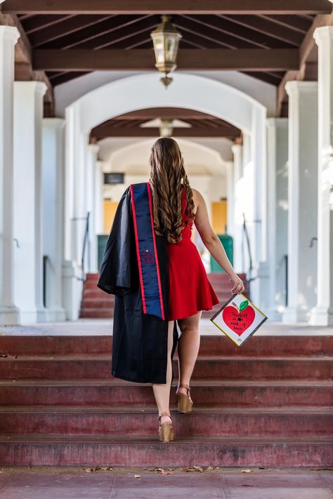 I did it! #college #graduation #teacher #pose College Graduation Teacher, Teacher Pose, Teacher Graduation Cap, Graduation Outfit College, Graduation Pose, College Grad Pictures, Graduation Teacher, Grad Picture Ideas, College Graduation Pictures Poses