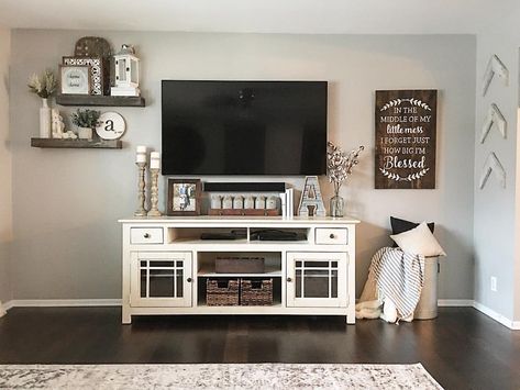 Tv Stand Decor, Tv Wall Decor, Entertainment Center Decor, Farmhouse Decor Living Room, Living Room Tv Wall, Rustic Living, Rustic Living Room, Room Remodeling, New Living Room