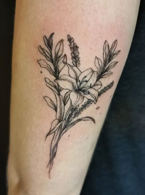 Lavender And Lily Tattoo, Lightly Shaded Flower Tattoo, Minimalistic Flower Bouquet, Lily Bouquet Tattoo, Sage Tattoo, Tattoo Lily, Lilac Tattoo, Minimalistic Tattoos, Flower Bouquet Tattoo