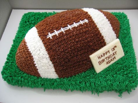 Cakes For Teenagers, Football Birthday Cake, Sport Cakes, Football Birthday Party, Football Cake, Football Themes, Creative Birthday Cakes, Sports Birthday, Football Birthday