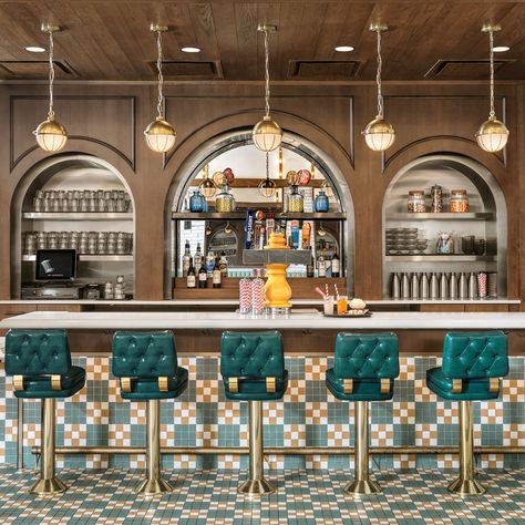 Shop Bar Ideas, Store Architecture, Soda Bar, Bakery Design Interior, Soda Shop, Cake Cafe, Vintage Diner, Retro Diner, American Diner