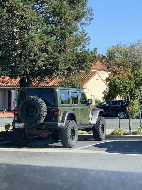 Forest Green Jeep Wrangler, Forest Green Bronco, Dark Green Jeep Wrangler, Green Jeep Wrangler Aesthetic, Olive Green Jeep Wrangler, Green Jeep Aesthetic, Olive Green Jeep, Sage Green Jeep, Forest Green Car