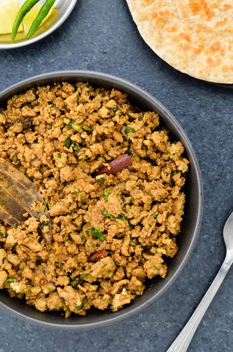 Chicken Keema (Indian Style Chicken Mince Recipe) < The Love of Spice Chicken Keema Recipe Indian, Chicken Mince Recipes, Keema Naan, Chicken Keema Recipe, Chicken Indian, Chicken Keema, Keema Recipes, Chicken Mince, Minced Chicken Recipes