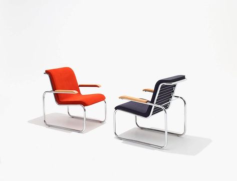 Two American furniture giants will become one, with Herman Miller set to acquire Knoll later this year. #interiordesign #design #furniture #hermanmiller #knoll #azuremagazine Furniture Construction, Workspace Storage, Lounge Chair Design, Ottoman Sofa, American Furniture, Sleeper Chair, Side And End Tables, Herman Miller, Design Within Reach