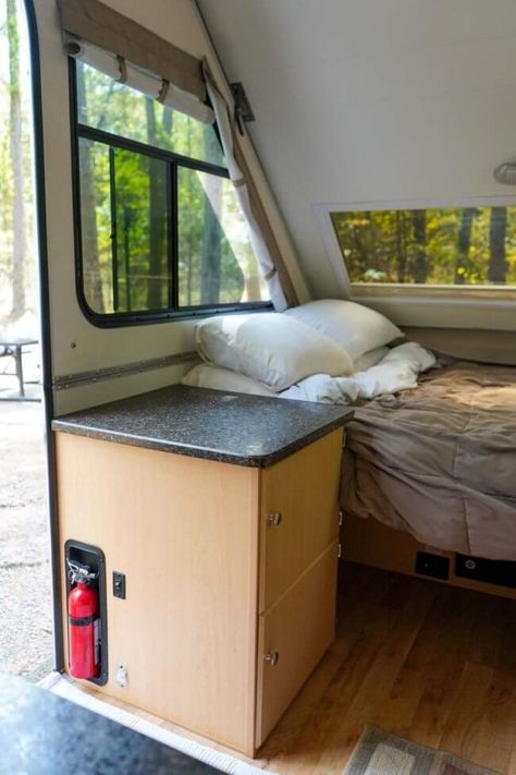 2021 Aliner Ranger 12 Camper Honest Review - The Happiness Function Aliner Camper Ideas, Aesthetic Camper, Small Travel Trailer Remodel, Aliner Campers, Small Travel Trailer, A Frame Camper, Camping In A Tent, Dream Camper, Classic Campers