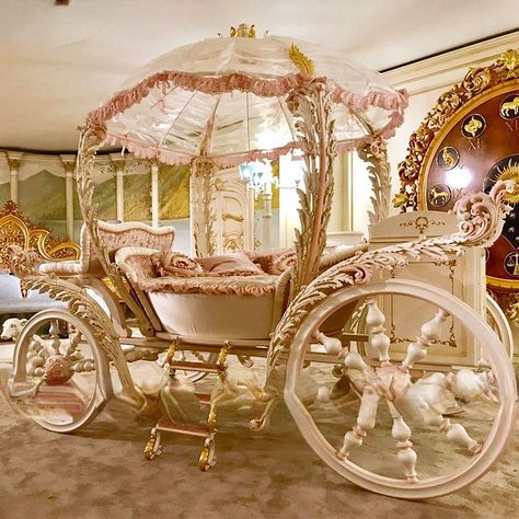 365.64US $ |Yujiang No.1 European style solid wood princess bed pink childlike children's bed carriage French cute girls'| |   - AliExpress Castle Bedrooms, Luxury Baby Bedding, Carriage Bed, Luxury Playhouses, Castle Bed, Indoor Playhouse, Girl Bed, Classical Interior, Princess Carriage