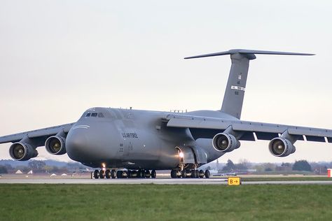 Lockheed C-5 Galaxy, C5 Galaxy Air Force, Air Force Airplane, C 5 Galaxy, Air Force Planes, Us Military Aircraft, Cargo Aircraft, Airplane Fighter, Air Transport