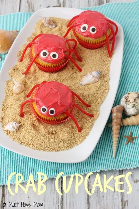 Crab Cupcakes dessert idea for a beach party or summer dessert idea! Would be great for an ocean themed birthday party too! Ocean Treats, Fishbowl Craft, Crab Cupcakes, Ocean Cupcakes, Luau Cupcakes, Cupcake Topping, Shipwrecked Vbs, Crab Party, Beach Treats