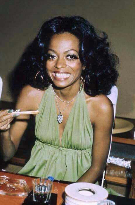 Diana Ross Diana Ross 70s, Japan In June, The Supremes, Iconic Beauty, 70s Look, Black Actresses, 70s Inspired Fashion, 70s Aesthetic, Vintage Black Glamour