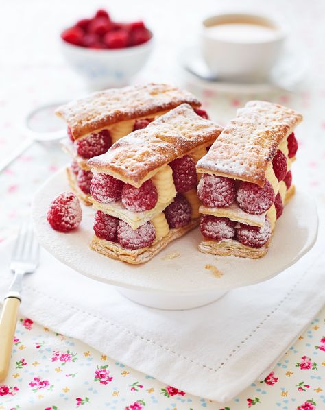 BerryWorld Raspberry Vanilla Millefeuille. These beautiful classic patisserie are true works of art. The flaky pastry is not at all hard to make but it does need a little time to chill between stages. If you're short of time don't let that put you off, simply use ready made all-butter puff pastry to speed up the process. Millefeuille Recipe, Butter Puff Pastry, French Dessert Recipes, Food Meals, French Dessert, British Baking, French Desserts, Sangria Recipes, Flaky Pastry