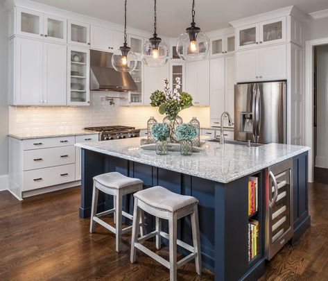 Blue island color: Benjamin Moore van deusen blue White Kitchen Navy Island, Navy Kitchen Cabinets, Blue Kitchen Island, Design Room, Kitchen Farmhouse, Kitchen Island Design, Blue Kitchen, Blue Island, Blue Kitchens