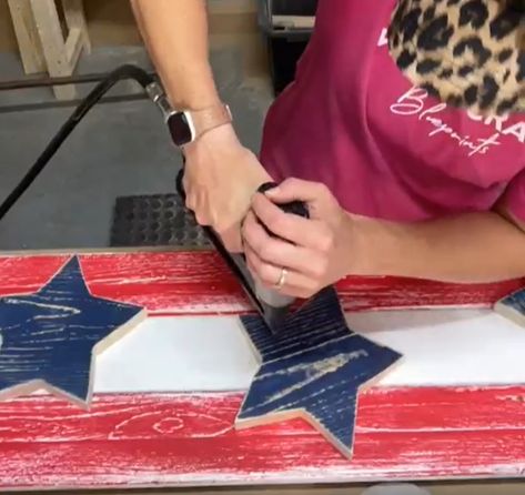 4th Of July Wood Crafts Diy Projects, Diy Fourth Of July Decorations Outdoor, Patriotic Porch Signs, Patriotic Tiered Tray, Patriotic Porch, Diy Flag, Porch Wood, Diy Porch Decor, Woodworking Tutorials