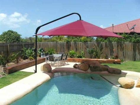 Cantilevered Umbrellas for pool and patio shade Backyard With A Pool, Desert Pool, Pool Patio Furniture, Backyard Spa, Pool And Patio, Pool Diy, Pool Shade, Shade Ideas, Pool Stuff