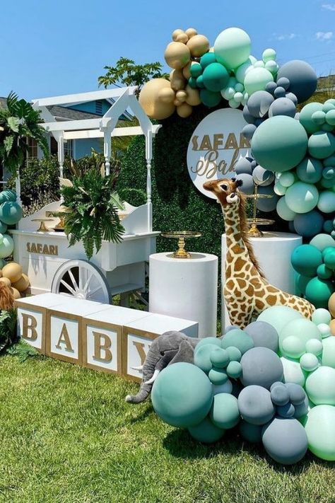 Thinking about hosting an outdoor baby shower? We've got 30 outdoor baby shower ideas that's totally going to leave you impressed. Creative Baby Shower Themes, Backyard Baby Showers, Safari Party Decorations, Backdrop Props, Baby Shower Background, Boy Baby Shower Ideas, Creative Baby Shower, Outdoor Baby Shower, Summer Baby Shower