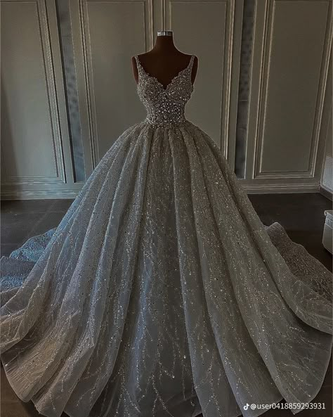 Wedding Dress Cinderella Wedding Dresses, Poofy Wedding Dress, Cinderella Wedding Dress, Glittery Wedding Dress, Wedding Dresses Diamonds, Gorgeous Wedding Dress Princesses, Arabic Wedding Dresses, Poofy Dress, Cracked Wallpaper