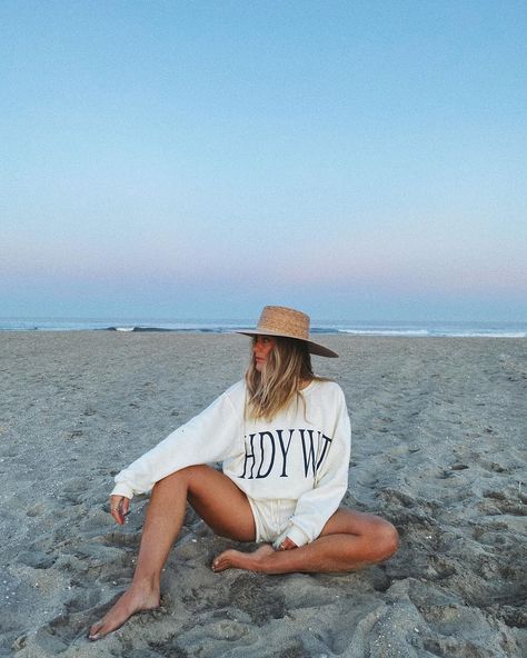 HOW DO YOU WEAR THAT™ on Instagram: “Counting down the days until summer 🐚 Happy Sunday! Thanks so much for the support on the HDYWT drop, love you guys!” Caitlyn Warakomski, Tie Dye Sets, Summer Happy, Thanks So Much, Dream Board, Muscle Tees, Happy Sunday, Matching Sets, Love You