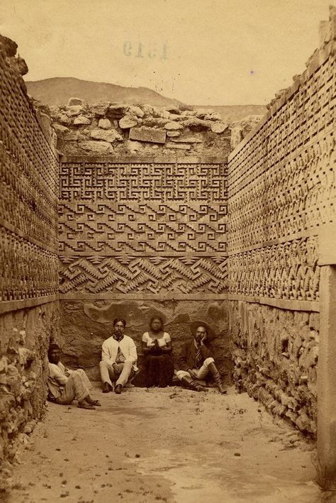 Ruins at Mitla, Oaxaca, México, circa 1874. Ancient Mexico, Mexico History, Mayan Art, Aztec Art, Ancient Mysteries, Mexican Culture, Ancient Aliens, Ancient Architecture, Arte Popular