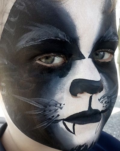 black panther face painting images - Yahoo Search Results Black Panther Face, Face Painting Images, Panther Face, Lion King Jr, Painting Images, Diy Costumes Kids, Kids Face Paint, Belly Painting, Black Panthers