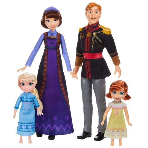 Queen Iduna and King Agnarr with kids Elsa and Anna doll set Elsa And Anna Dolls, Muñeca Baby Alive, Disney Frozen Toys, Anna Et Elsa, Royal Family Fashion, Frozen Dolls, Target Toys, Frozen Toys, Anna Doll