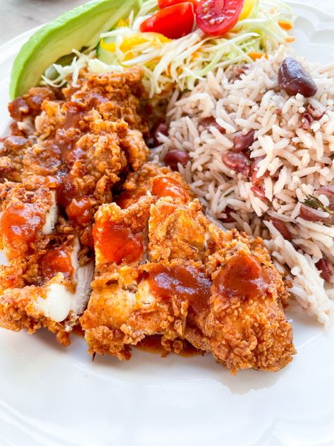 Jamaican Fried Chicken - Jamdown Foodie Jamaican Fried Chicken, Fried Chicken Gravy, Jamaican Chicken, Chicken Shawarma Recipe, Jamaican Cuisine, Shawarma Recipe, Jamaican Dishes, Sunday Dinner Recipes, Chicken Fried Rice